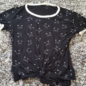 Black cropped shirt with cats on it